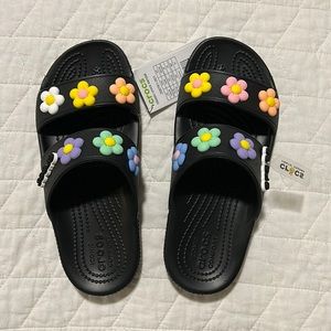 Crocs slides with flower 🌸 charms